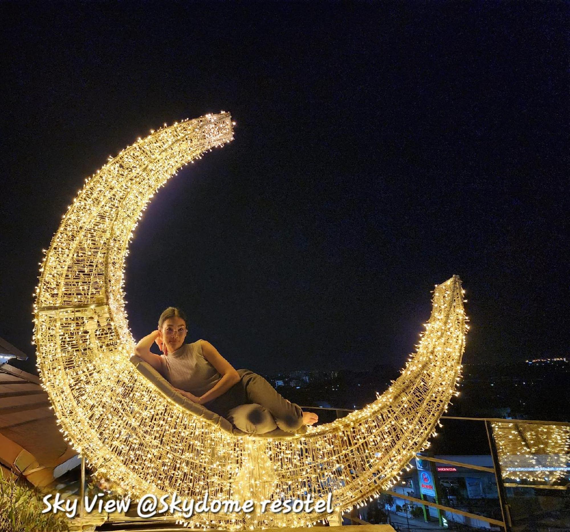 Sky dome resotel Bangkok Eksteriør bilde